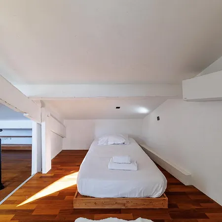 Open View Terrace - Wide 2 Bdr Quiet Area Apartman *