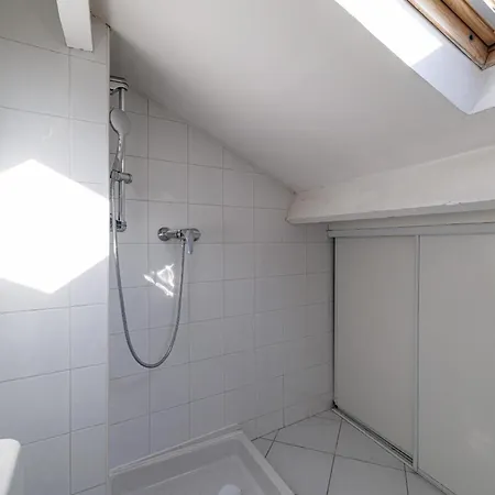 Open View Terrace - Wide 2 Bdr Quiet Area Apartman *