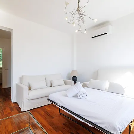 Wide 1 Bdr Quiet Area Open View Διαμέρισμα *