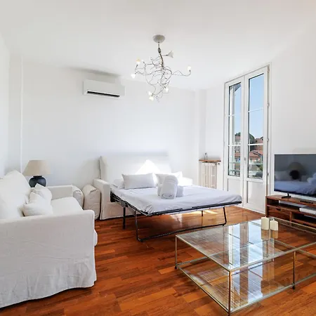 Апартаменты Wide 1 Bdr Quiet Area Open View