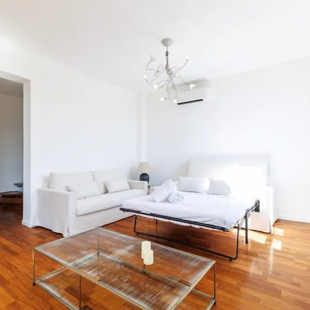 Wide 1 Bdr Quiet Area Open View