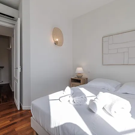 Апартаменты Wide 1 Bdr Quiet Area Open View