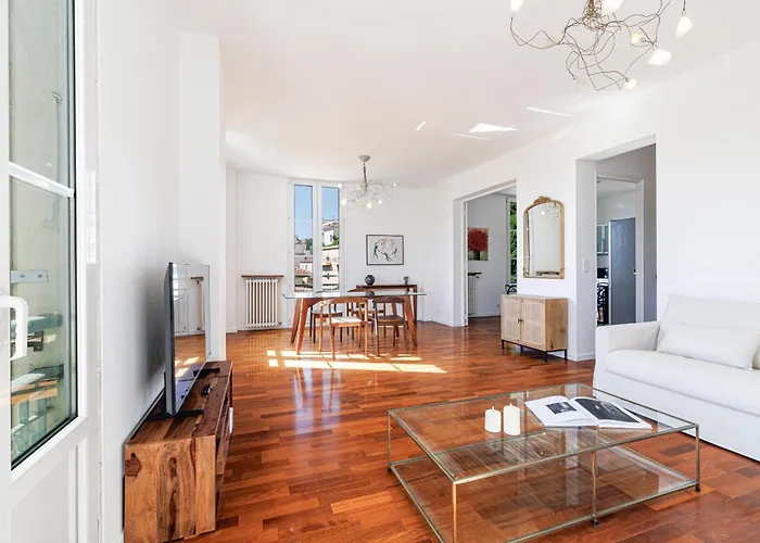 Open View Terrace - Wide 2 Bdr Quiet Area Lejlighed
