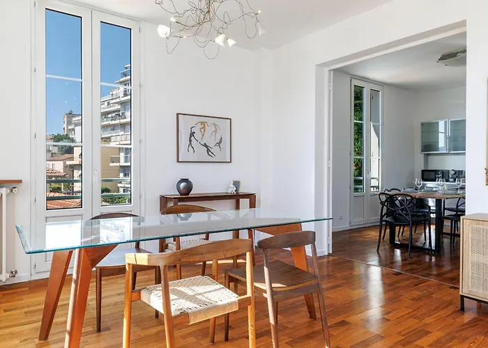 Open View Terrace - Wide 2 Bdr Quiet Area شقة