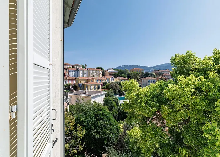 Open View Terrace - Wide 2 Bdr Quiet Area *