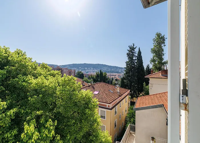 Open View Terrace - Wide 2 Bdr Quiet Area