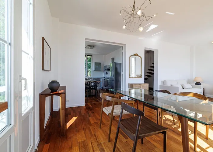 Open View Terrace - Wide 2 Bdr Quiet Area Διαμέρισμα Νίκαια