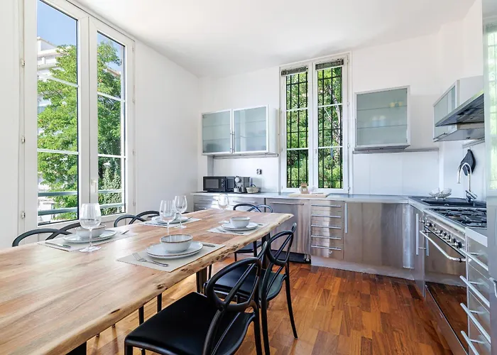Open View Terrace - Wide 2 Bdr Quiet Area Διαμέρισμα Νίκαια