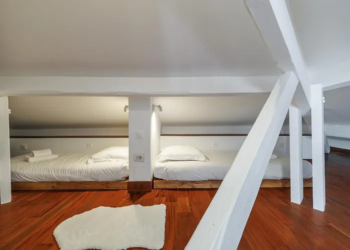 Open View Terrace - Wide 2 Bdr Quiet Area * Νίκαια